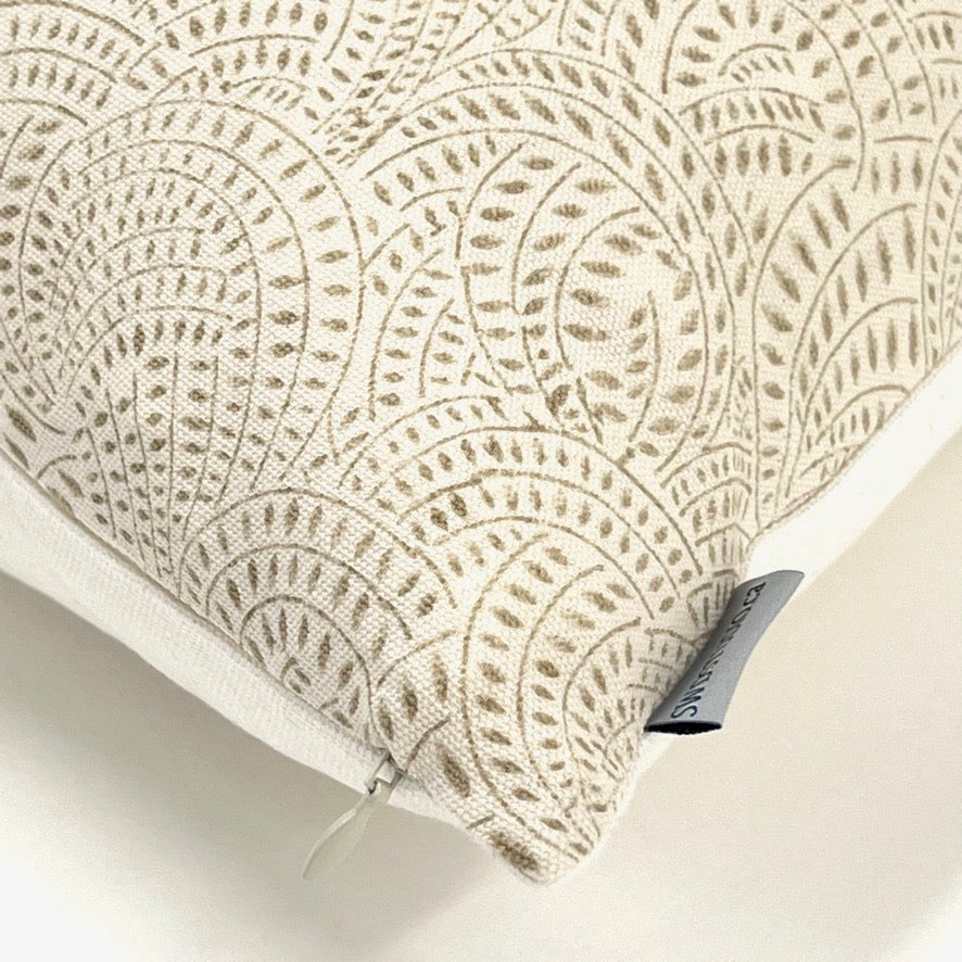 Ari Hand Blocked Sand