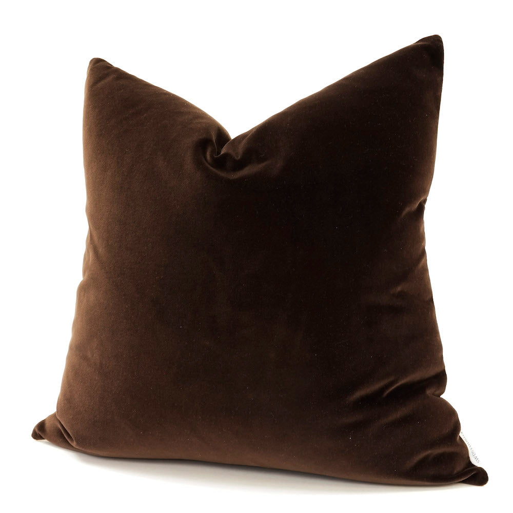 Jackson: Toblerone Giorgio Velvet - Left Angled View (Shown in 20x20)